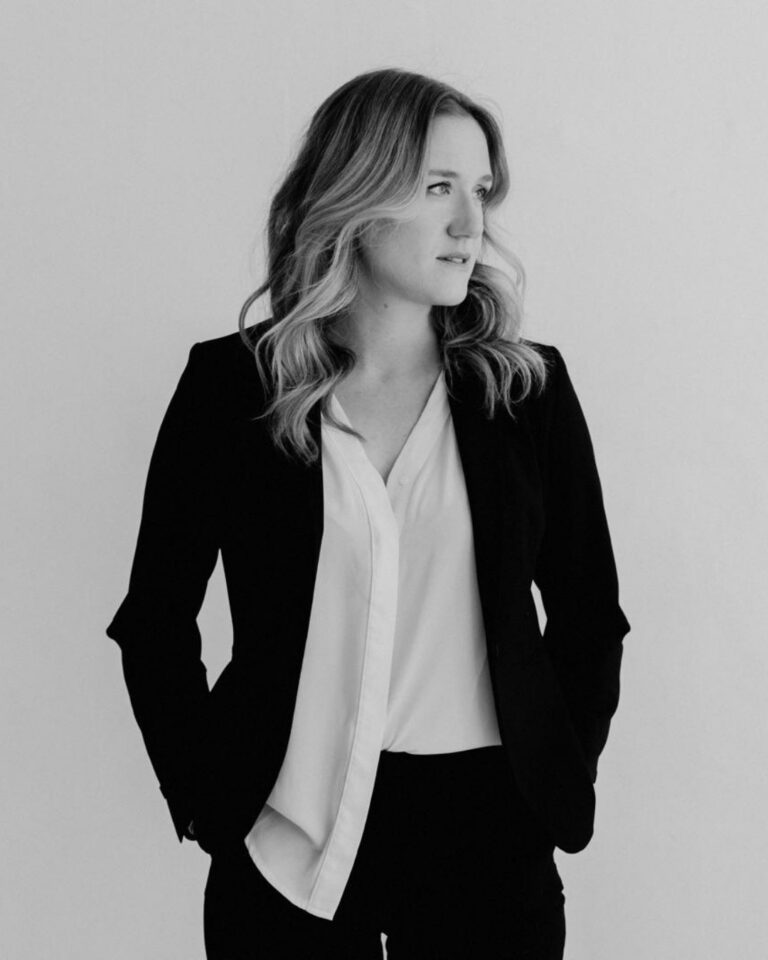 Laura RENAUD